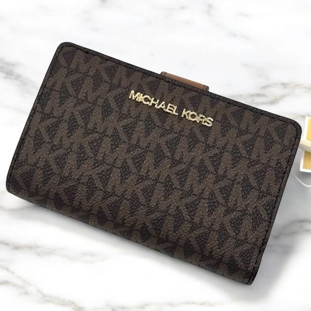 Michael Kors Medium Jet Set Travel Zip Chain Bifold Wallet Leather Brown